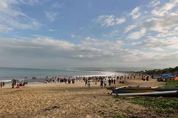 Bali travel guide logo